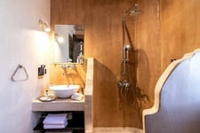 ktima-bellou-house-bathroom 2